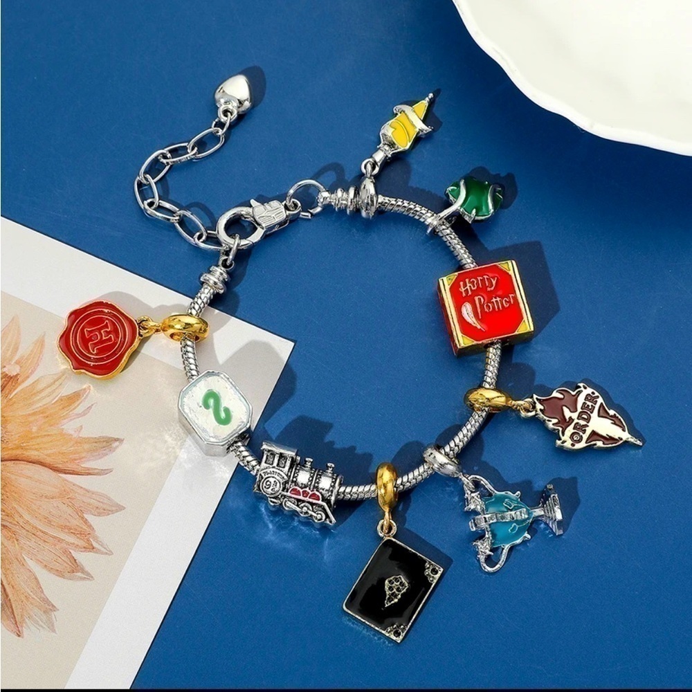 Silver Plated Harry Potter Order Of Phoenix Themed Charm Bracelet